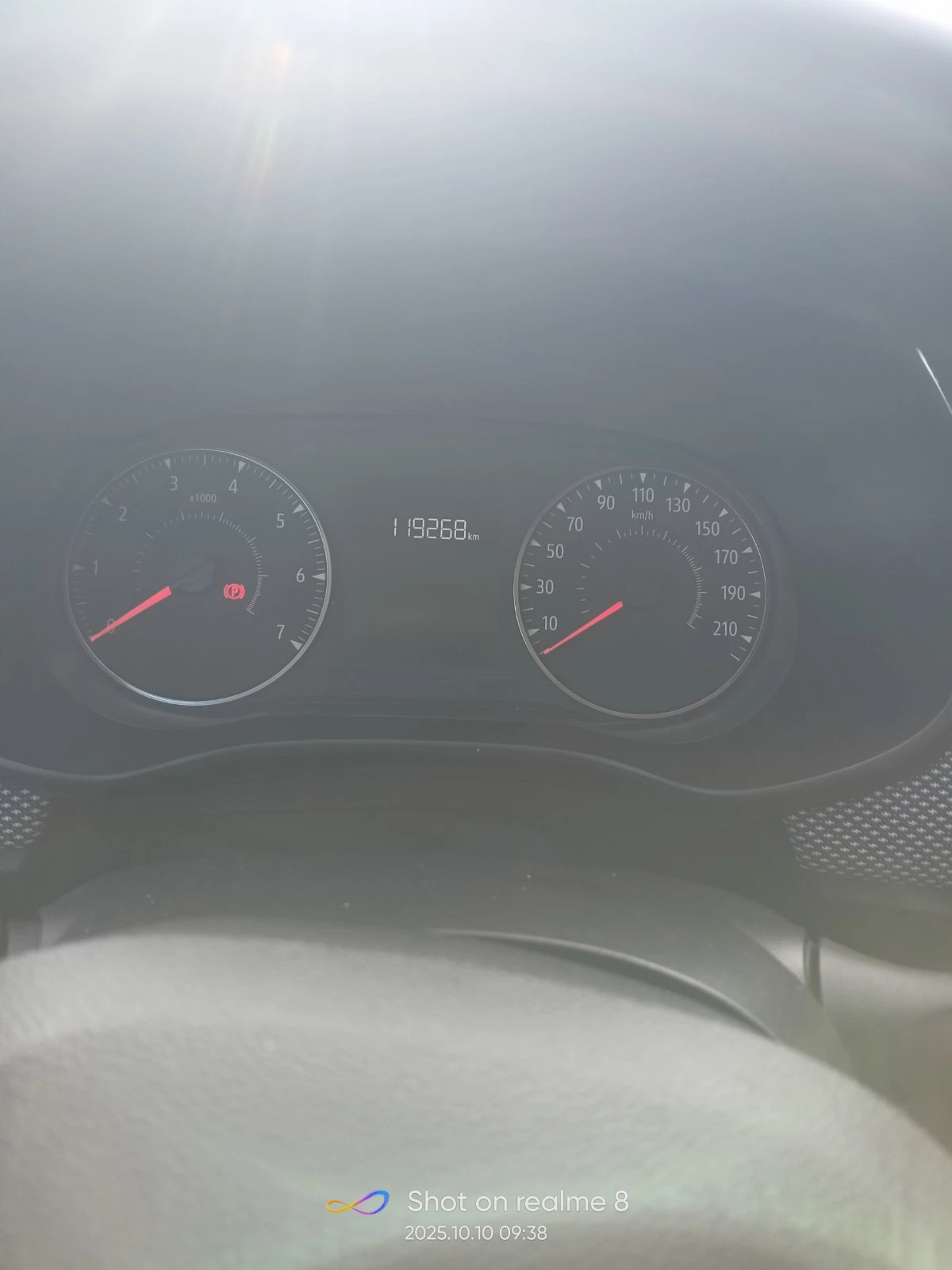 Dacia Logan 1, 0TCe автоматик - изображение 8
