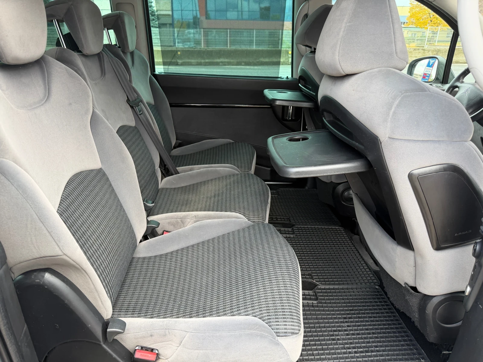 Citroen C8 2, 0-HDI.136 - изображение 8
