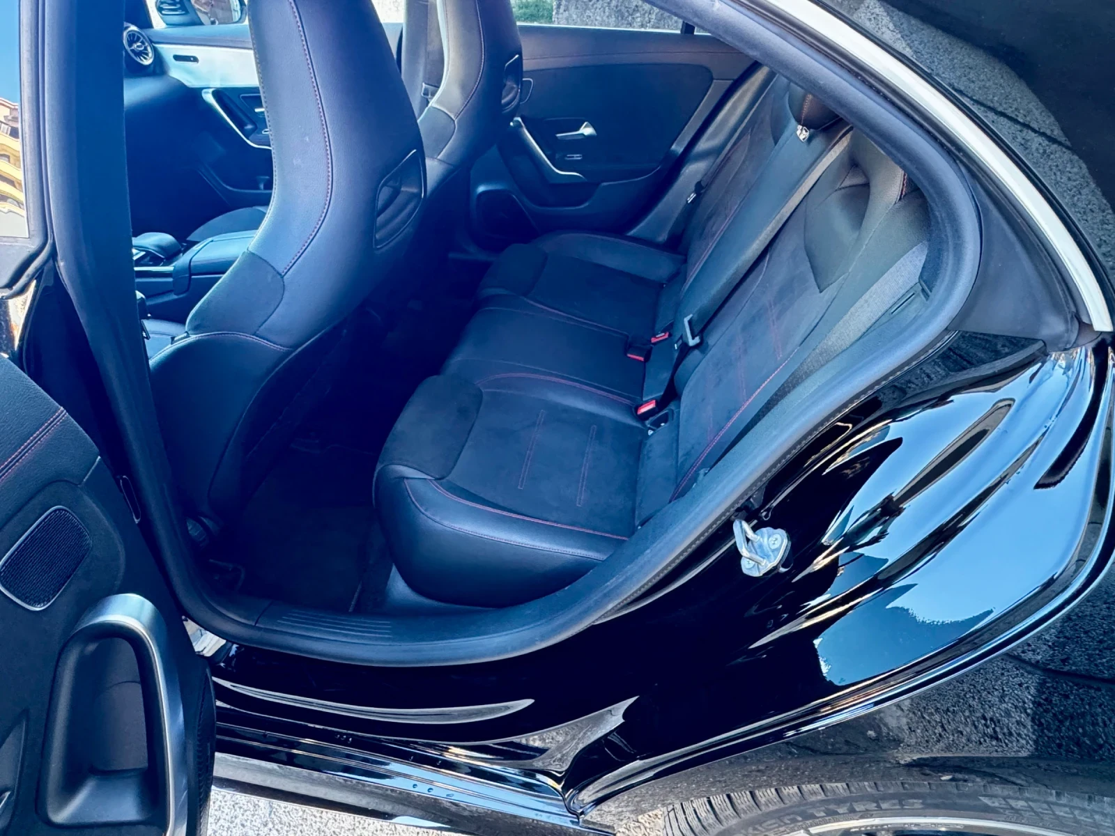 Mercedes-Benz CLA 220 AMG line - изображение 10