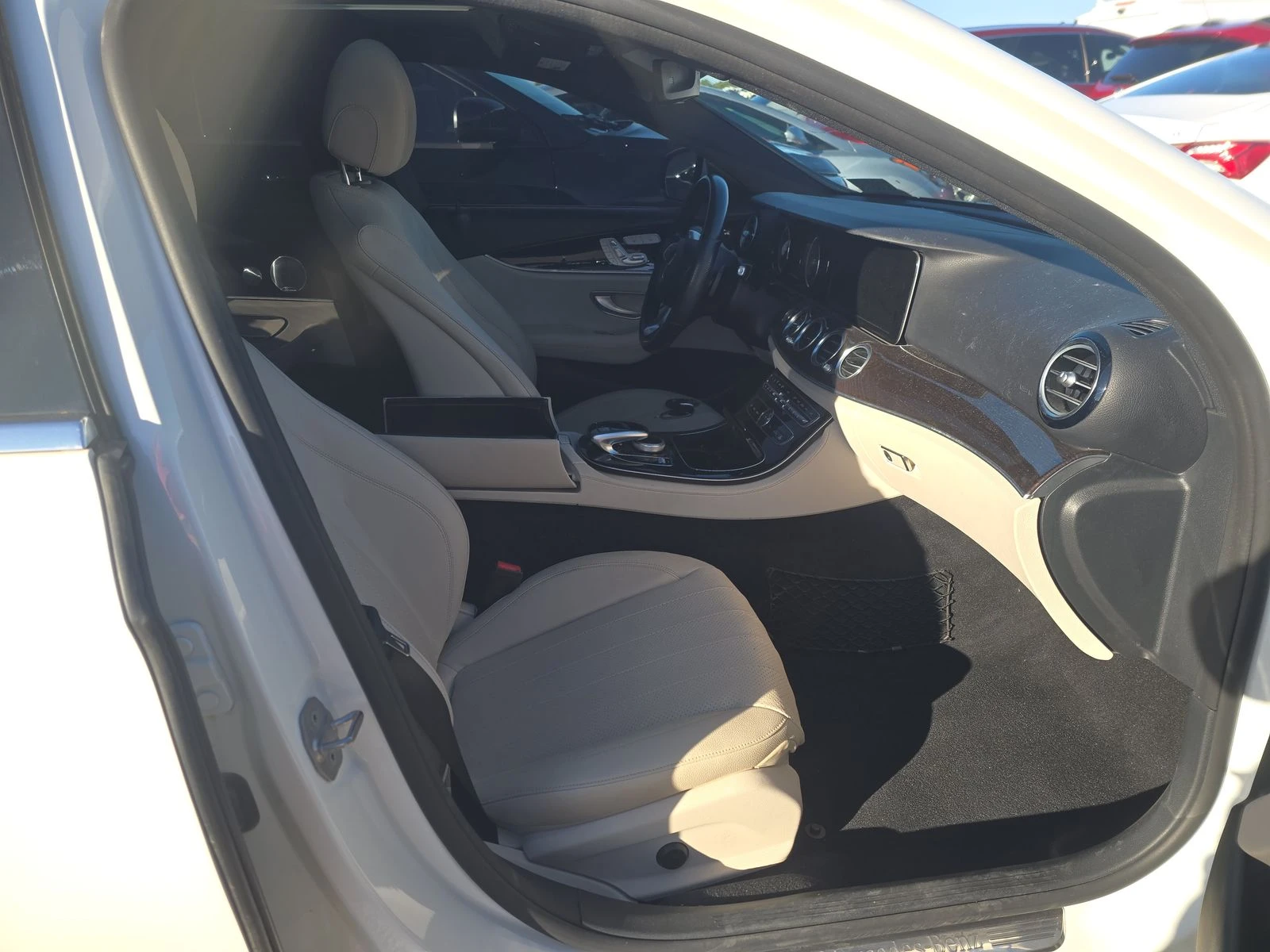 Mercedes-Benz E 300 AMG* PACK* BURMESTER* 360* *  | Mobile.bg   12