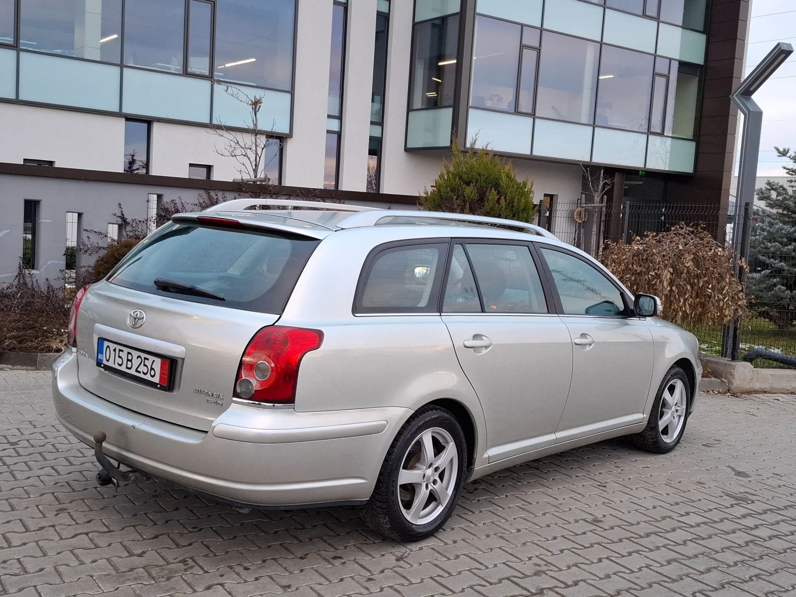 Toyota Avensis 2.0D4D* (126кс)* FACELIFT* * НОВ ВНОС* *  - изображение 7