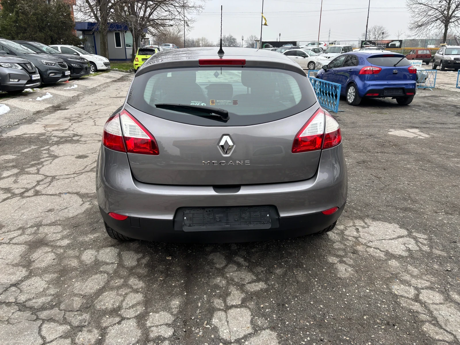 Renault Megane 1.6  i Бензин / 110 к.с. / 6 ск. - изображение 5