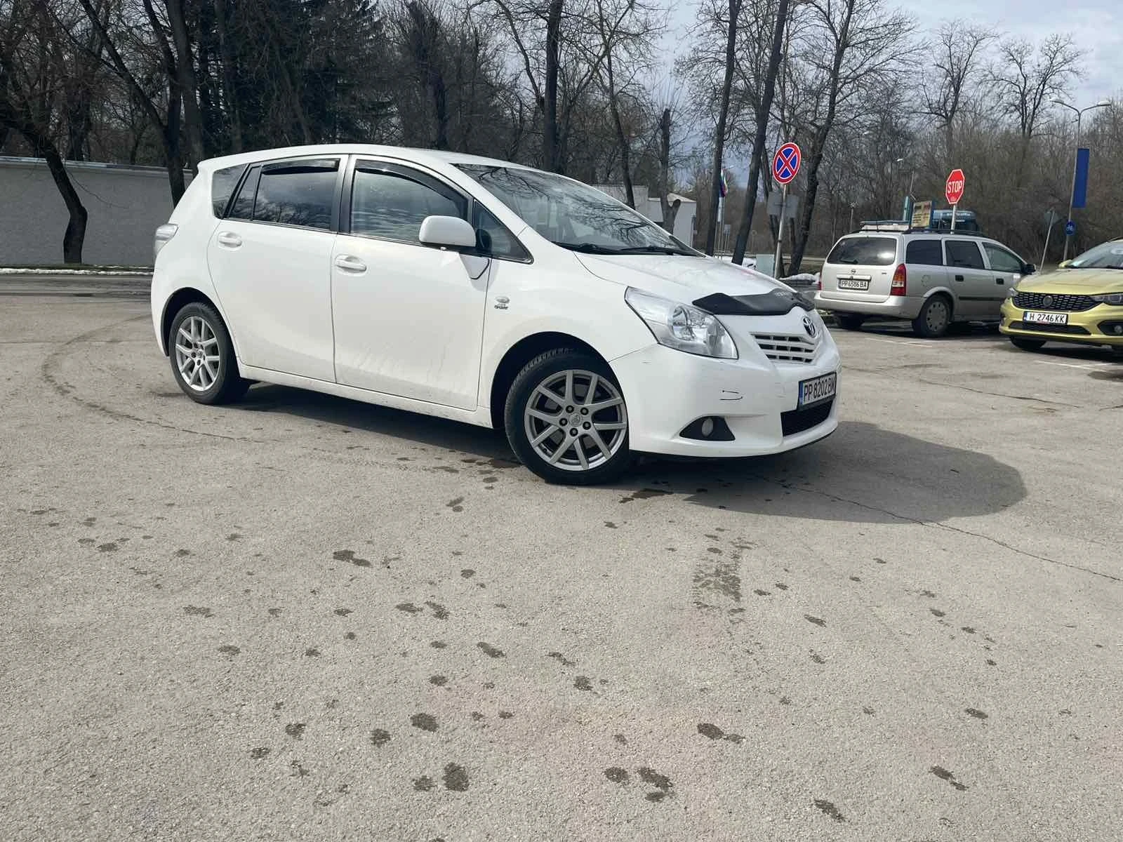 Toyota Verso 2.2 d-cat - изображение 2