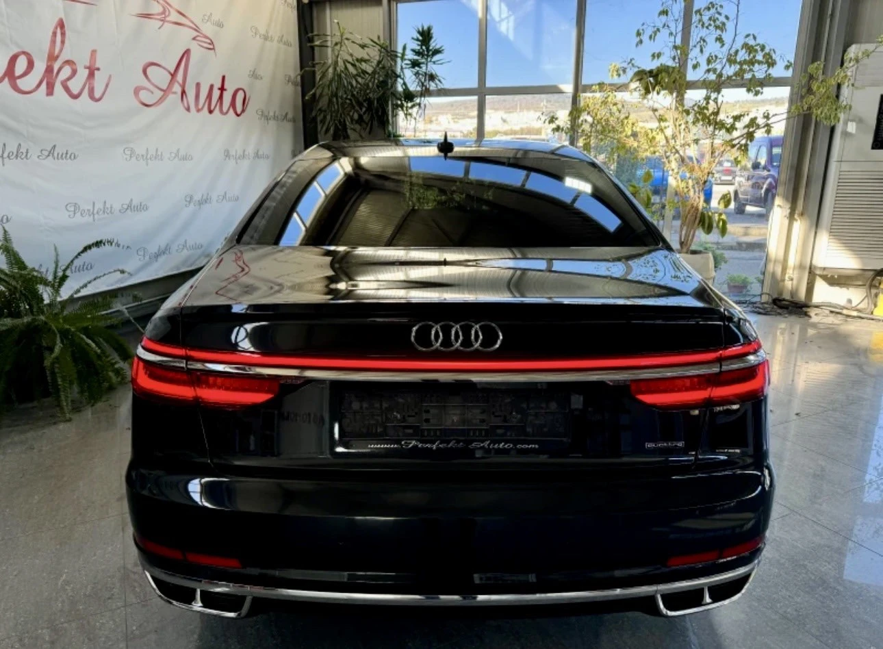 Audi A8, снимка 3 - Автомобили и джипове - 54003201