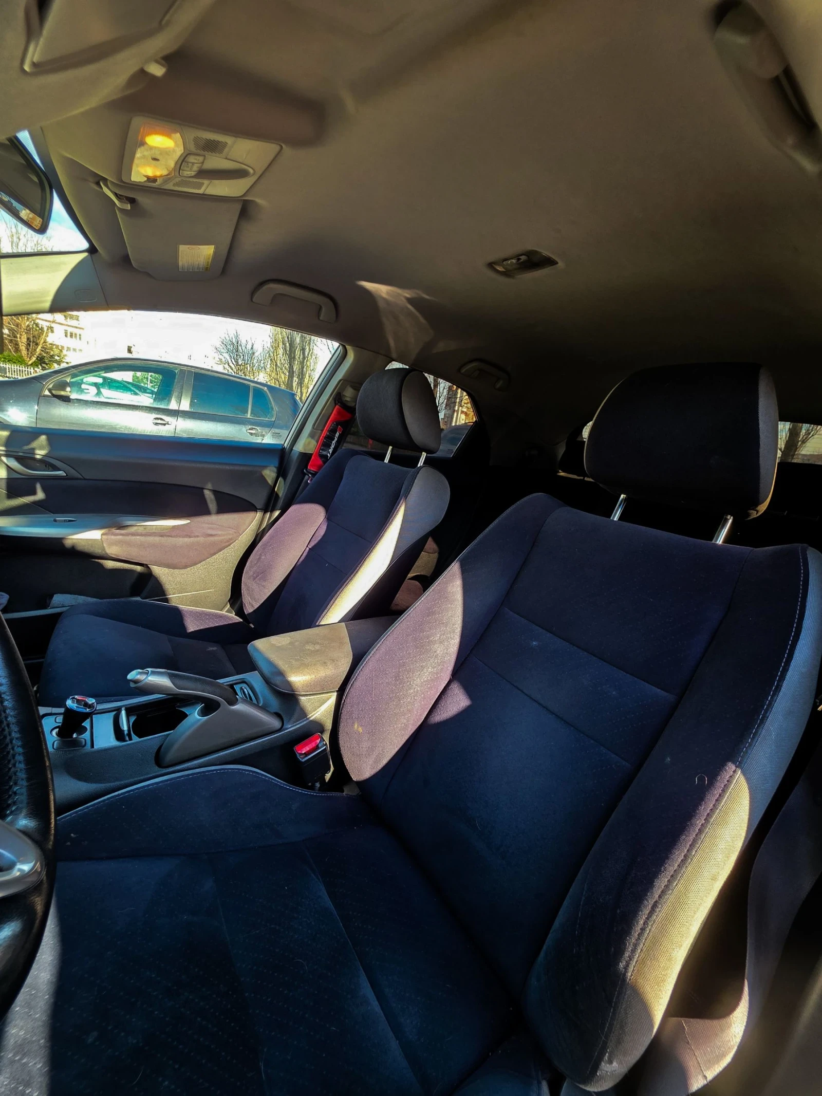 Honda Civic 2.2 i-CDTI, снимка 9 - Автомобили и джипове - 54131985