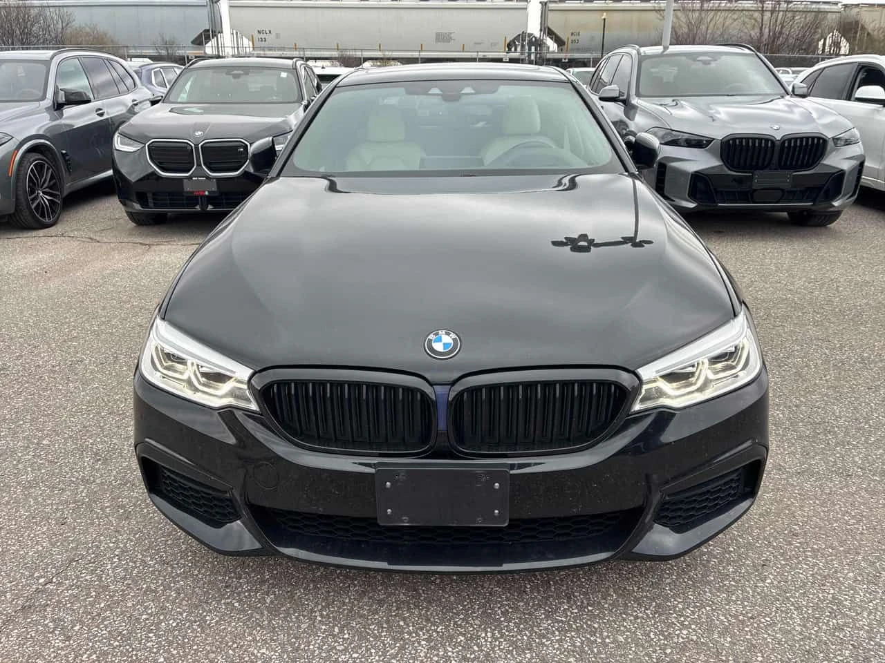 BMW 530 530i xDrive  CARFAX | Mobile.bg � ����������� 6