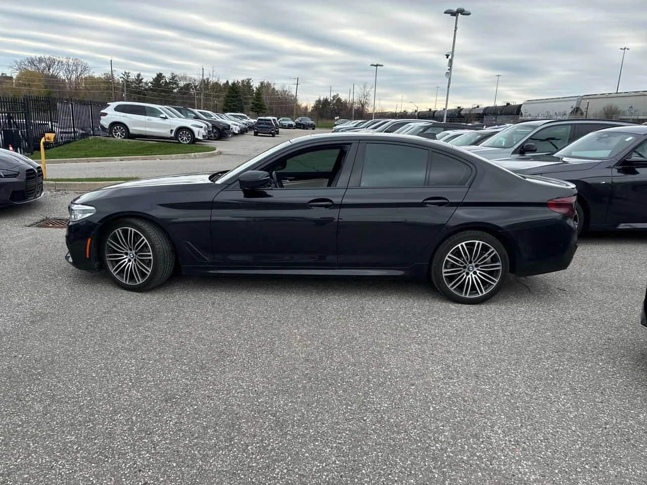 BMW 530 530i xDrive  CARFAX | Mobile.bg � ����������� 2