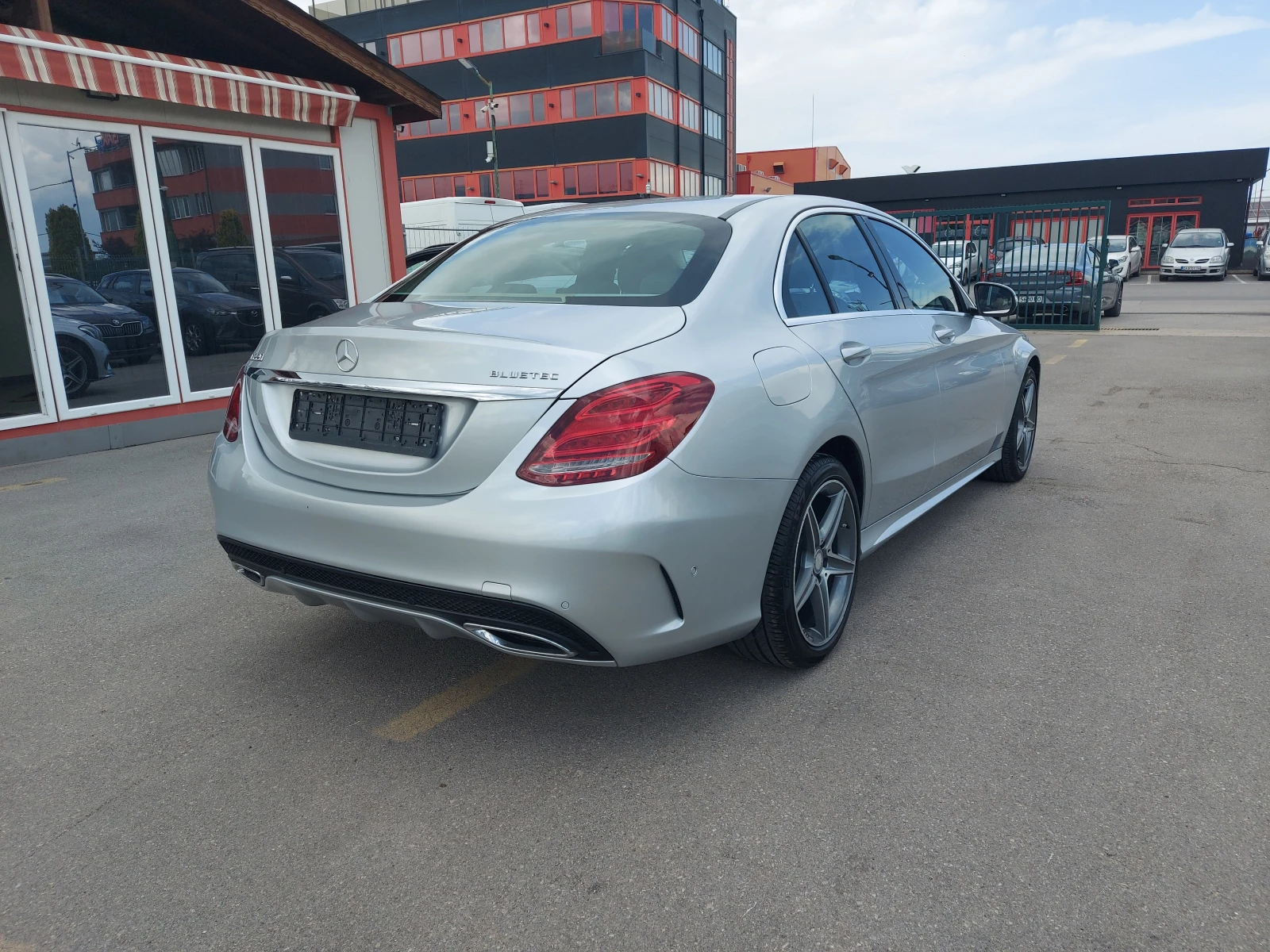 Mercedes-Benz C 220 d* AMG Line* 170 к.с.* LED* КОЖА* NAVI* 7G-Tronic, снимка 6 - Автомобили и джипове - 54553743