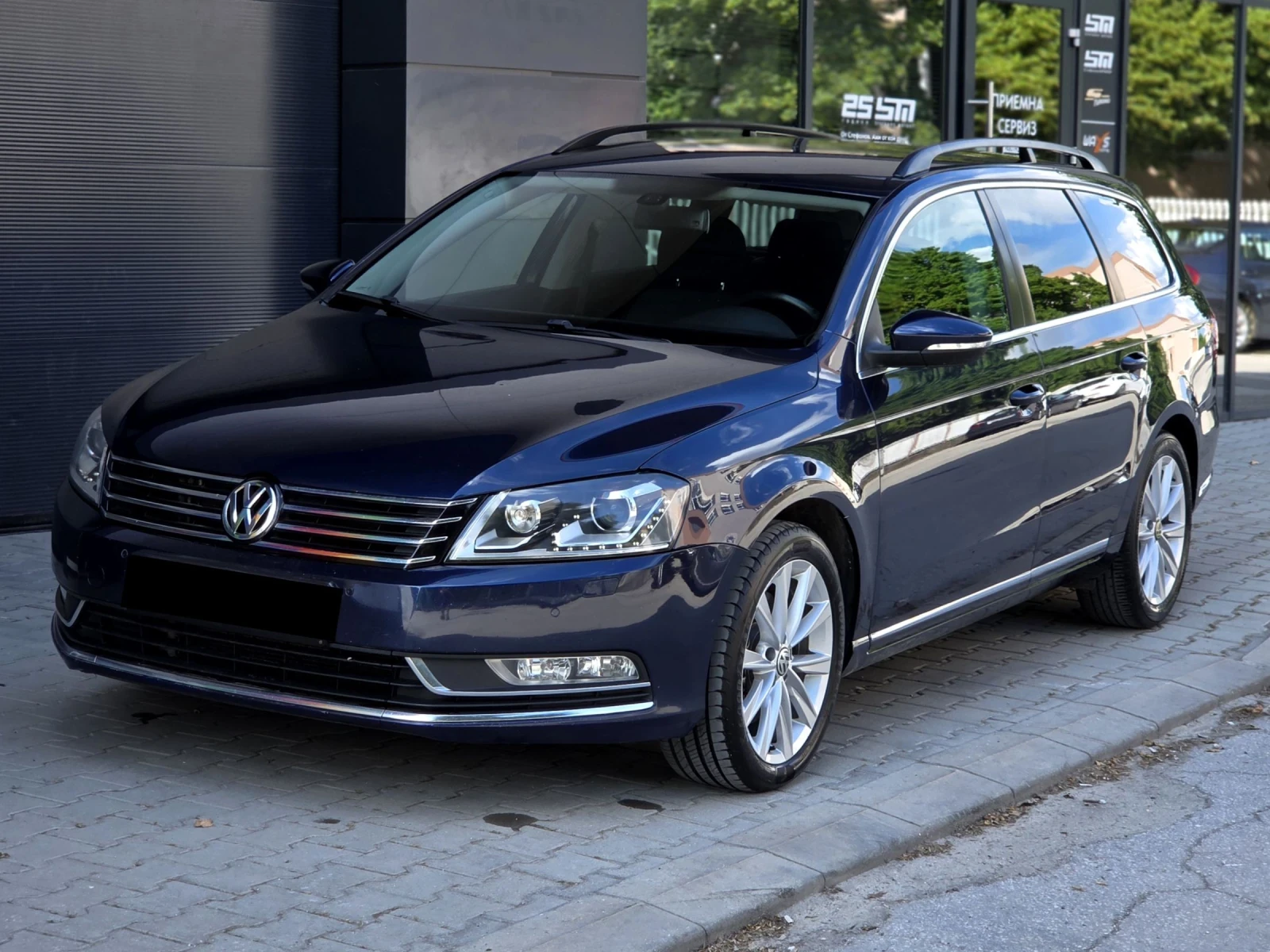 VW Passat 2.0 TDI Highline Bi-XENON * Подгрев * Обдухване , снимка 3 - Автомобили и джипове - 54830001