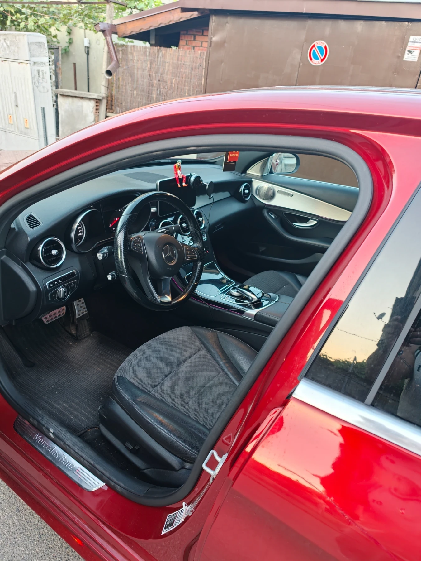Mercedes-Benz C 220, снимка 11 - Автомобили и джипове - 55438924