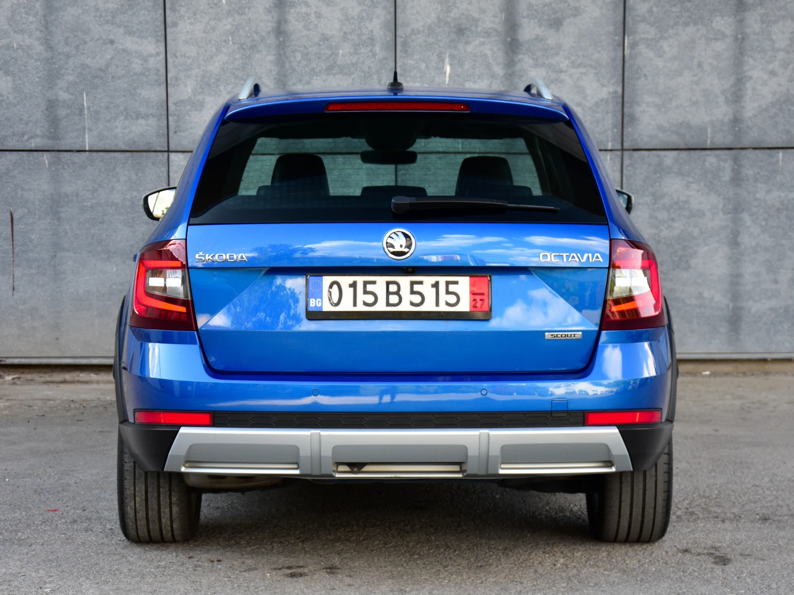 Skoda Octavia SCOUT 2.0TDI 4X4, снимка 6 - Автомобили и джипове - 55688259