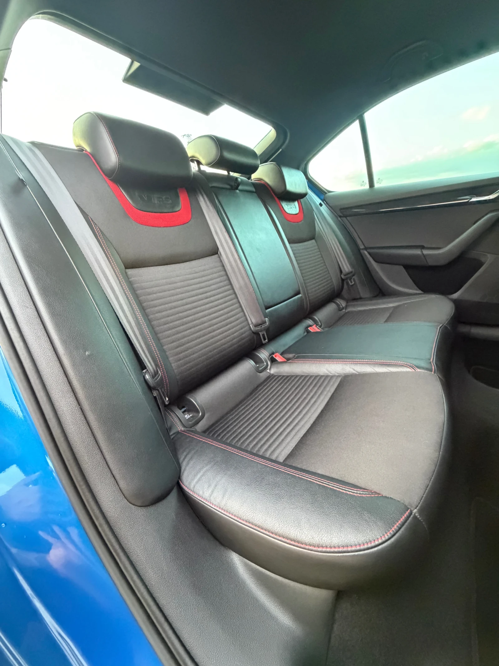 Skoda Octavia 2.0D| 184HP| DSG| VRS| CARBON| TOP| ЛИЗИНГ, снимка 9 - Автомобили и джипове - 55931433