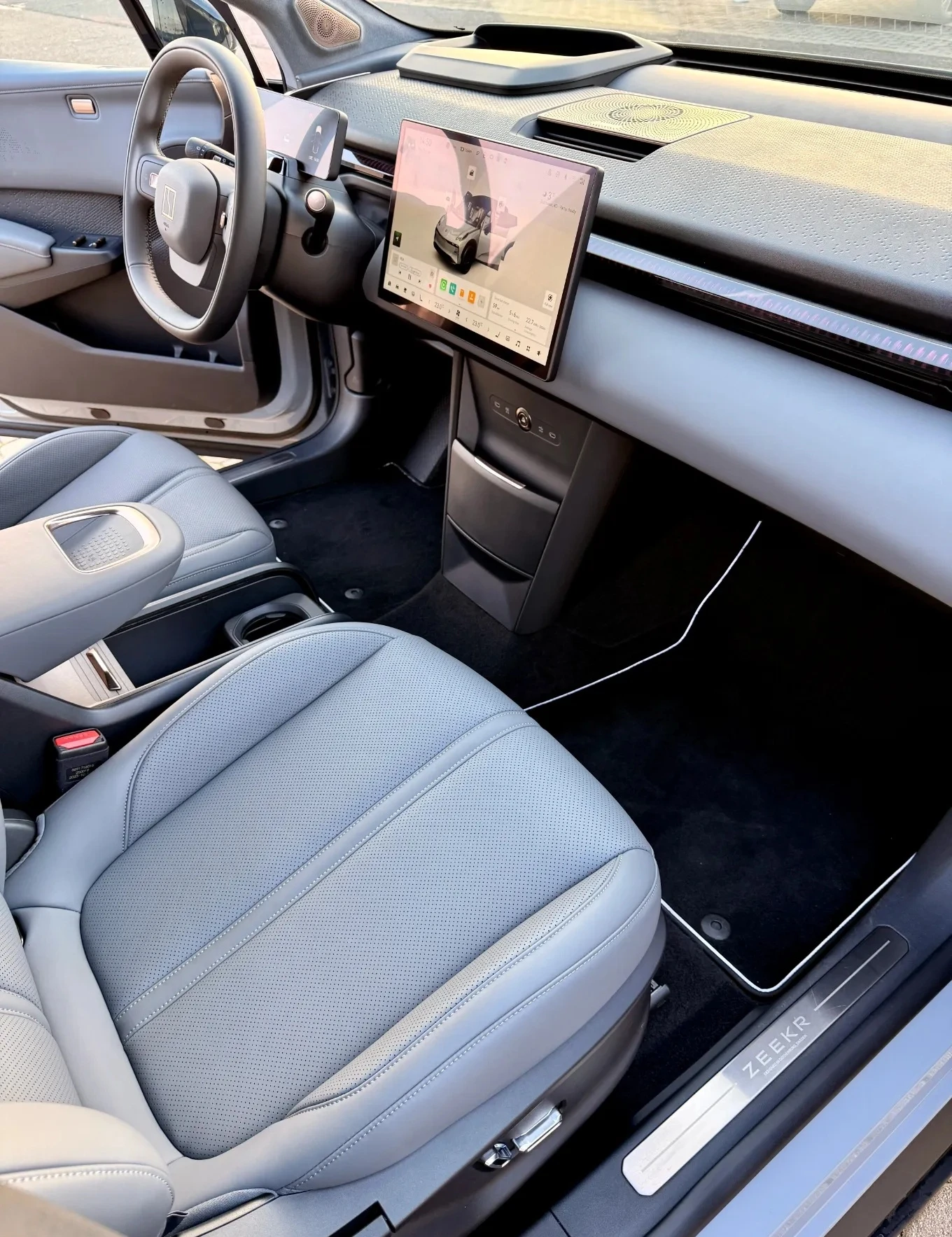 Zeekr X RWD 69 kWh Long Range, снимка 8 - Автомобили и джипове - 56735674
