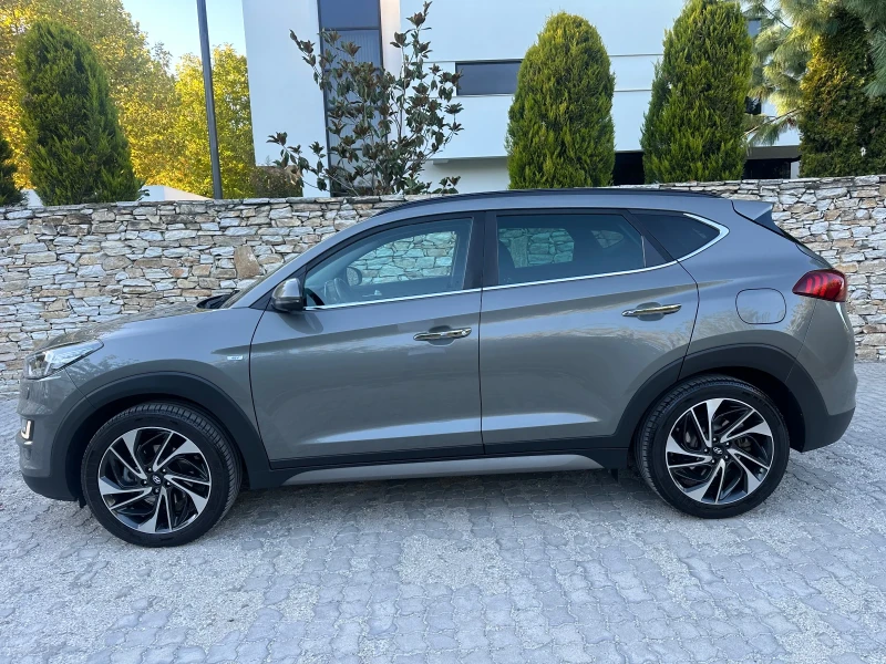 Hyundai Tucson 2.0CRDi* PREMIUM 4WD, снимка 5 - Автомобили и джипове - 47448601