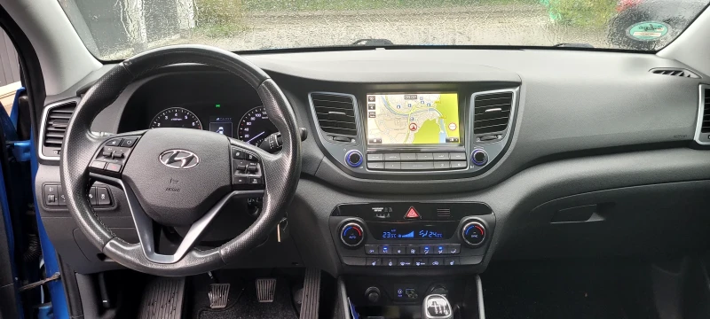 Hyundai Tucson, снимка 4 - Автомобили и джипове - 49562693