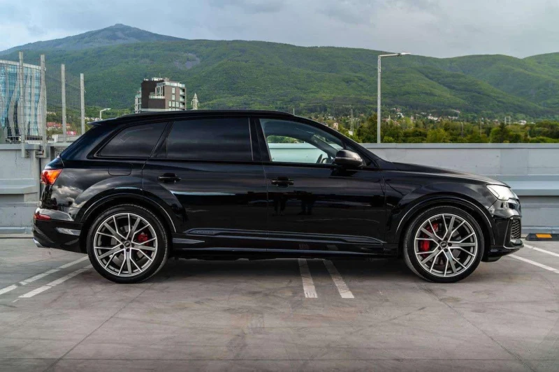 Audi SQ7 4.0BITURBO* DIS* QUATTRO* S-LINE* B&O* FULL BLACK*, снимка 6 - Автомобили и джипове - 52637366