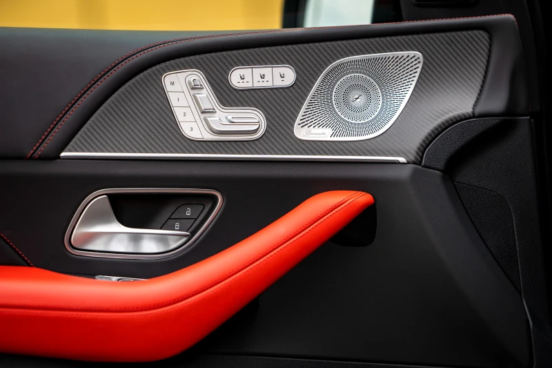 Mercedes-Benz GLE 63 S AMG 55 EDITION, снимка 8 - Автомобили и джипове - 52427120