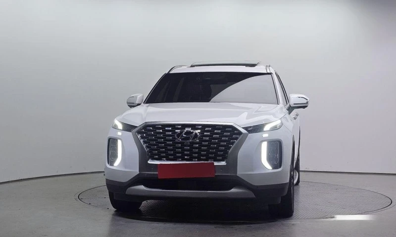 Hyundai Palisade Diesel 2.2 4WD Prestige, снимка 3 - Автомобили и джипове - 52070528