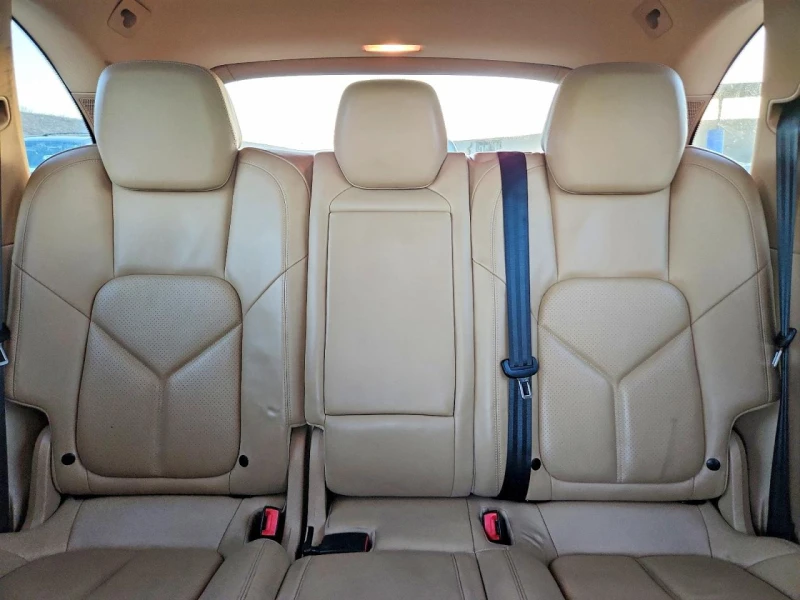 Porsche Cayenne 3.6l S Hybrid, снимка 10 - Автомобили и джипове - 53489031
