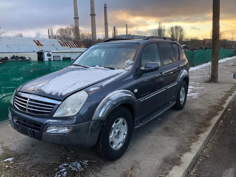 SsangYong Rexton 2.7crdi На части, снимка 3 - Автомобили и джипове - 35224720