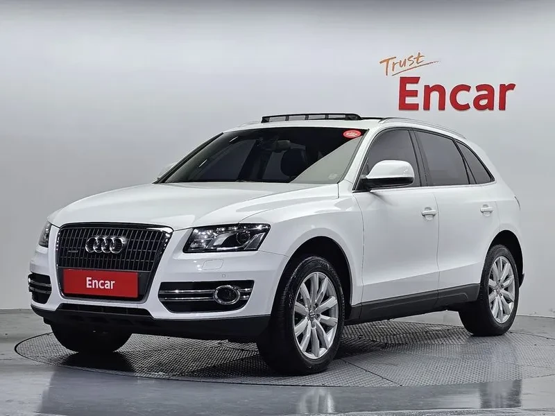 Audi Q5 2.0 TDI Quattro, снимка 2 - Автомобили и джипове - 55129974