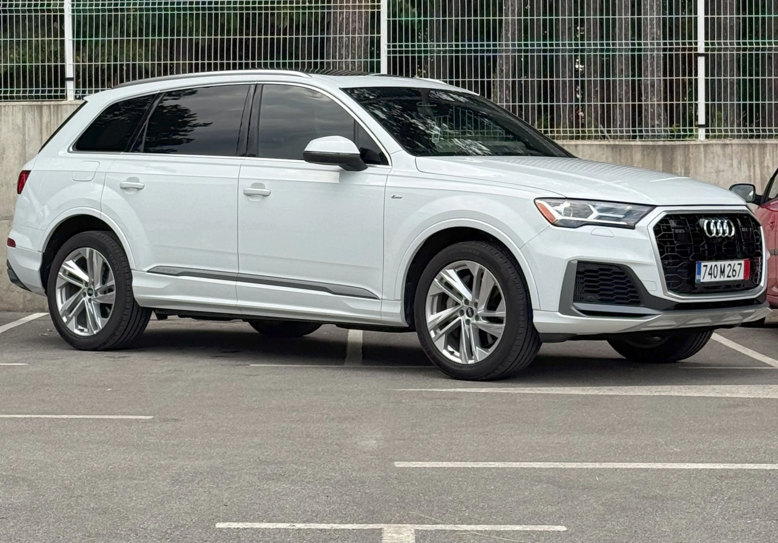 Audi Q7 55 TFSI S-Line Quattro - изображение 6