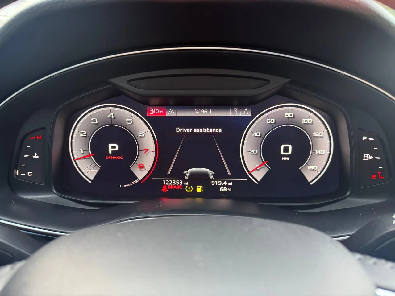 Audi Q8 PREMIUM - изображение 8