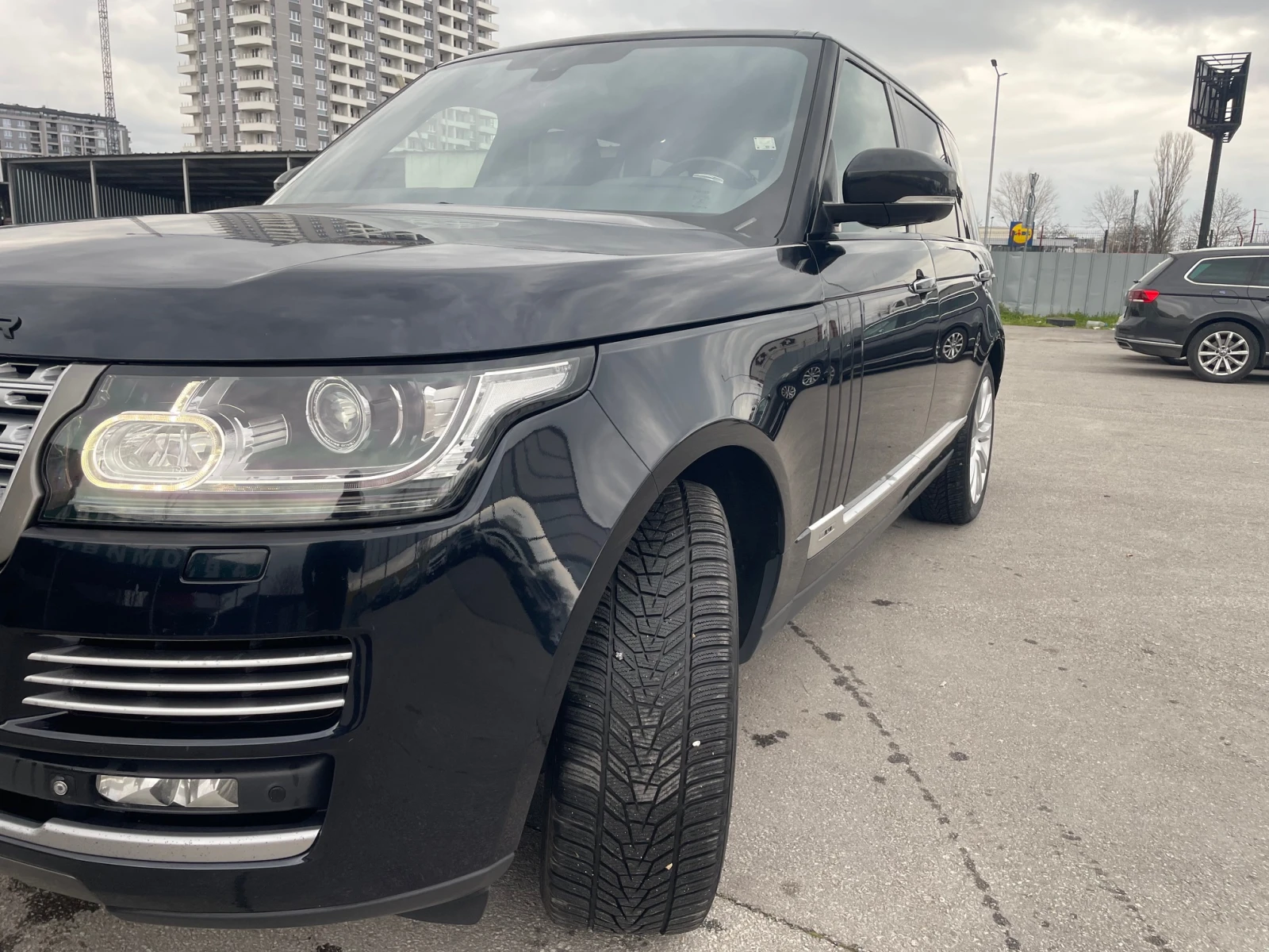 Land Rover Range rover 4.4 Autobiography, снимка 8 - Автомобили и джипове - 53999597