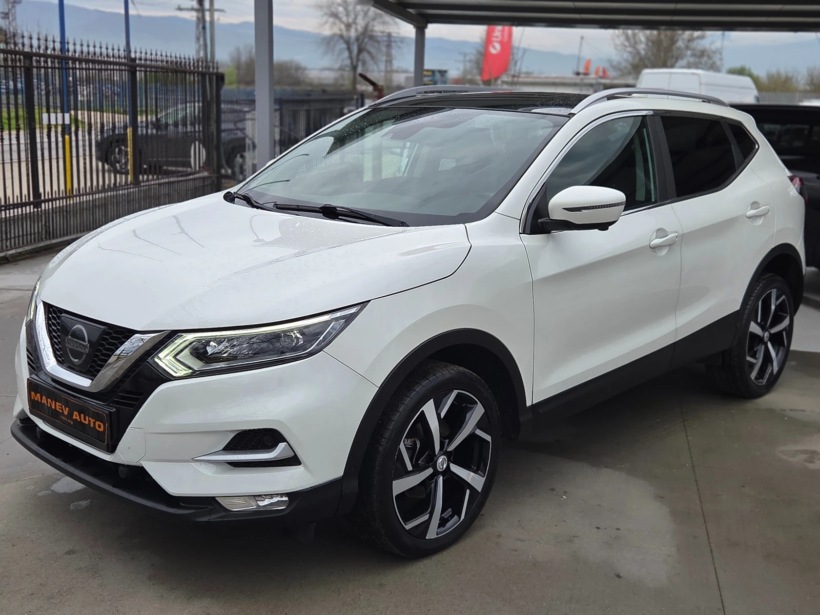 Nissan Qashqai 1.6 DCI 4x4 TEKNA* 360-KAMERA* TEKNA* BOSSE * * , снимка 6 - Автомобили и джипове - 54057868