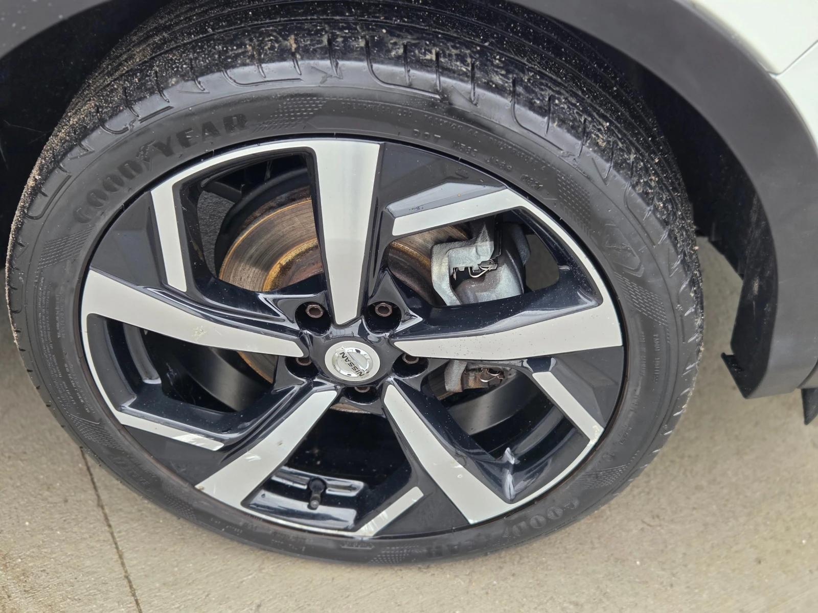 Nissan Qashqai 1.6 DCI 4x4 TEKNA* 360-KAMERA* TEKNA* BOSSE * * , снимка 15 - Автомобили и джипове - 54057868