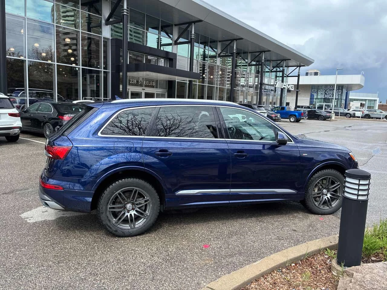 Audi Q7 * Komfort * ПРЕДСТАВИТЕЛСТВО * 360 * DIGITAL, снимка 3 - Автомобили и джипове - 54480325