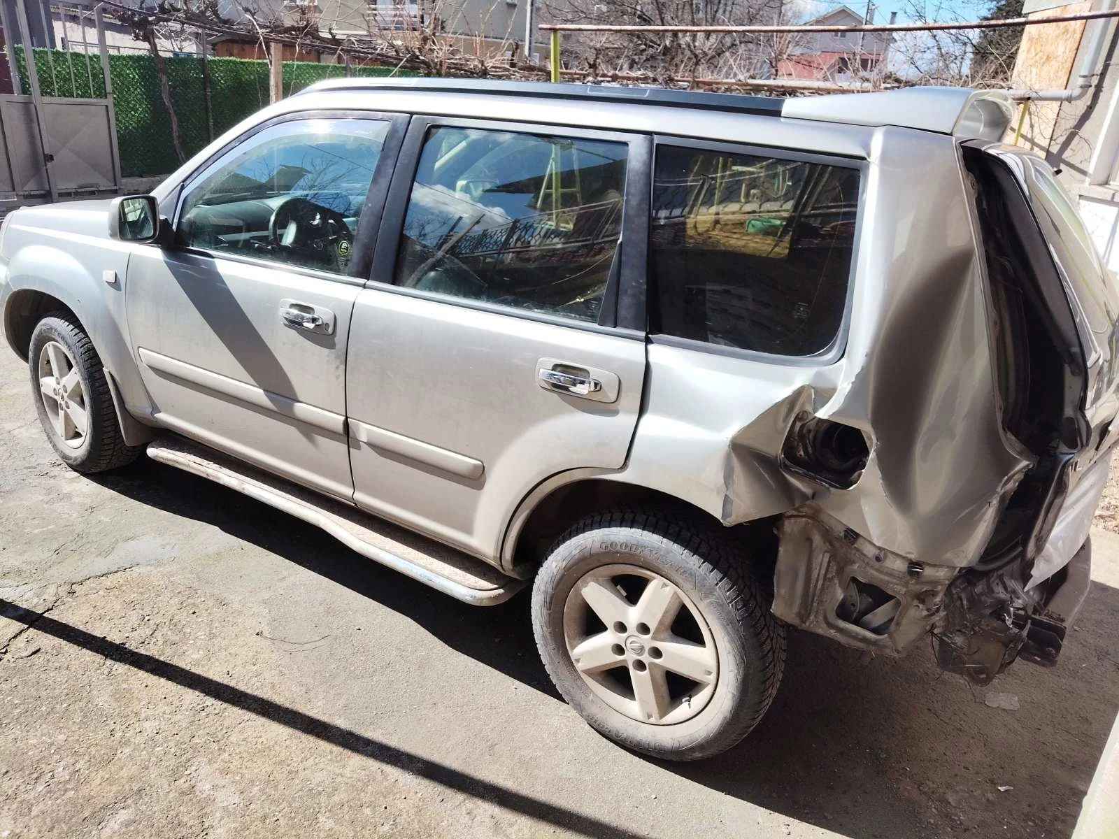 Nissan X-trail, снимка 2 - Автомобили и джипове - 54622788