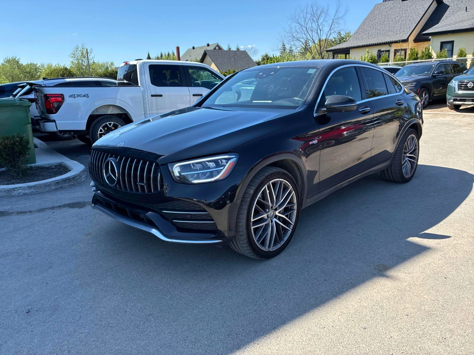 Mercedes-Benz GLC 43 AMG ДИСТРОНИК * ПОДГРЕВ * ПАНОРАМА * 360 * 2 КЛЮЧА, снимка 5 - Автомобили и джипове - 54670780
