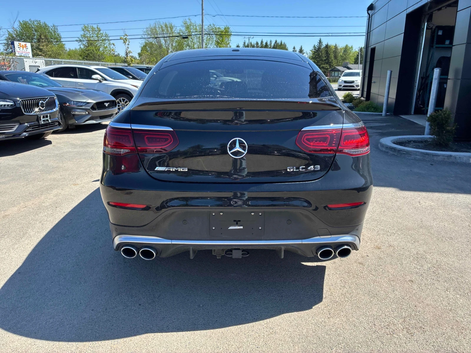 Mercedes-Benz GLC 43 AMG ДИСТРОНИК * ПОДГРЕВ * ПАНОРАМА * 360 * 2 КЛЮЧА, снимка 4 - Автомобили и джипове - 54670780