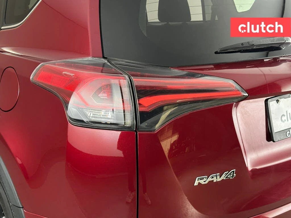 Toyota Rav4 LE, снимка 11 - Автомобили и джипове - 54711532
