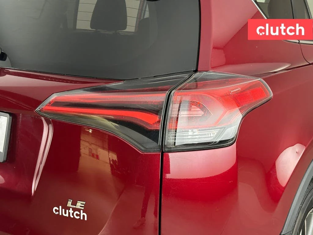 Toyota Rav4 LE, снимка 12 - Автомобили и джипове - 54711532