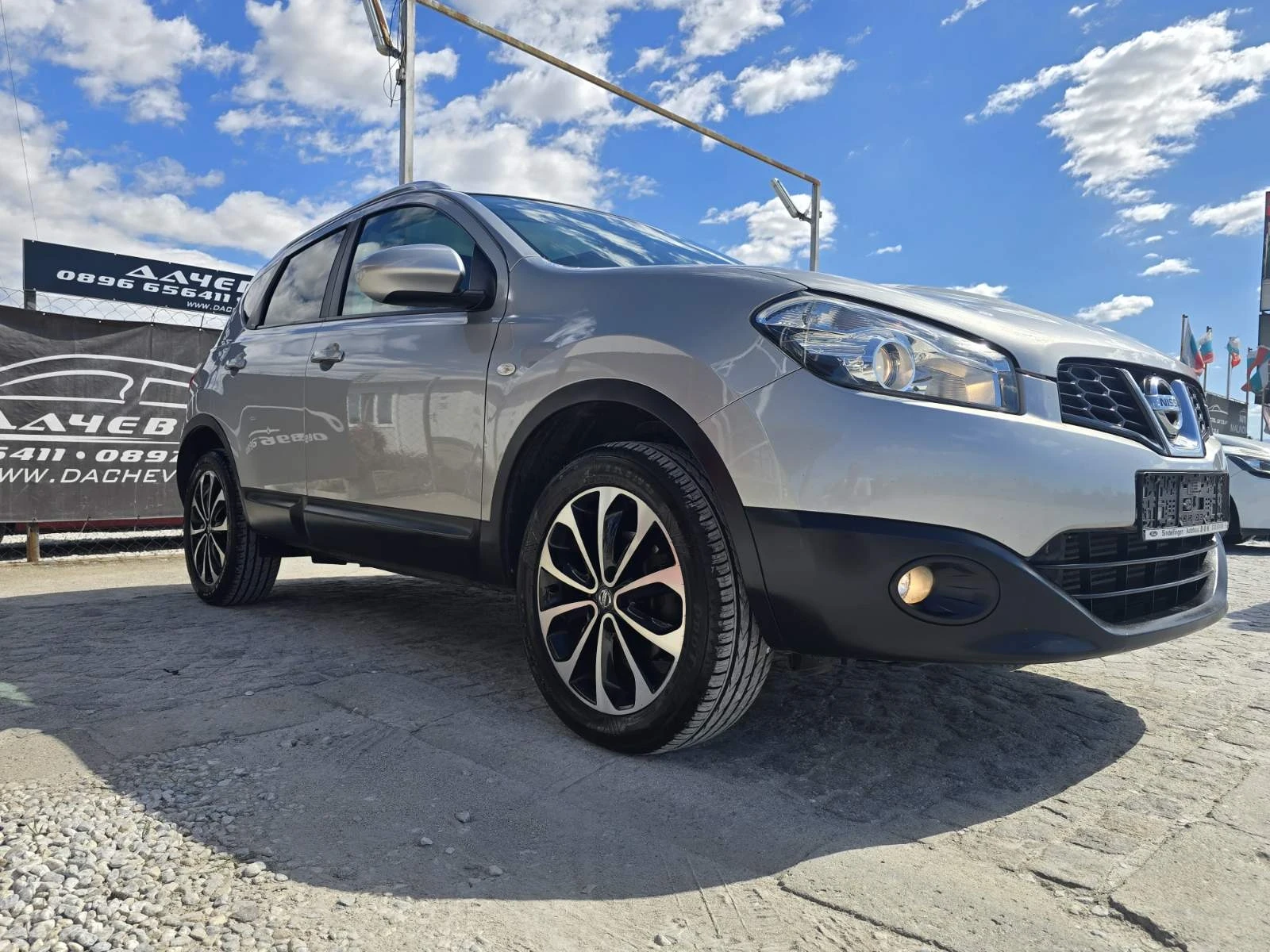 Nissan Qashqai КАМЕРА, НАВИГАЦИЯ, ПАНОРАМА, АВТОПИЛОТ , снимка 6 - Автомобили и джипове - 54736802