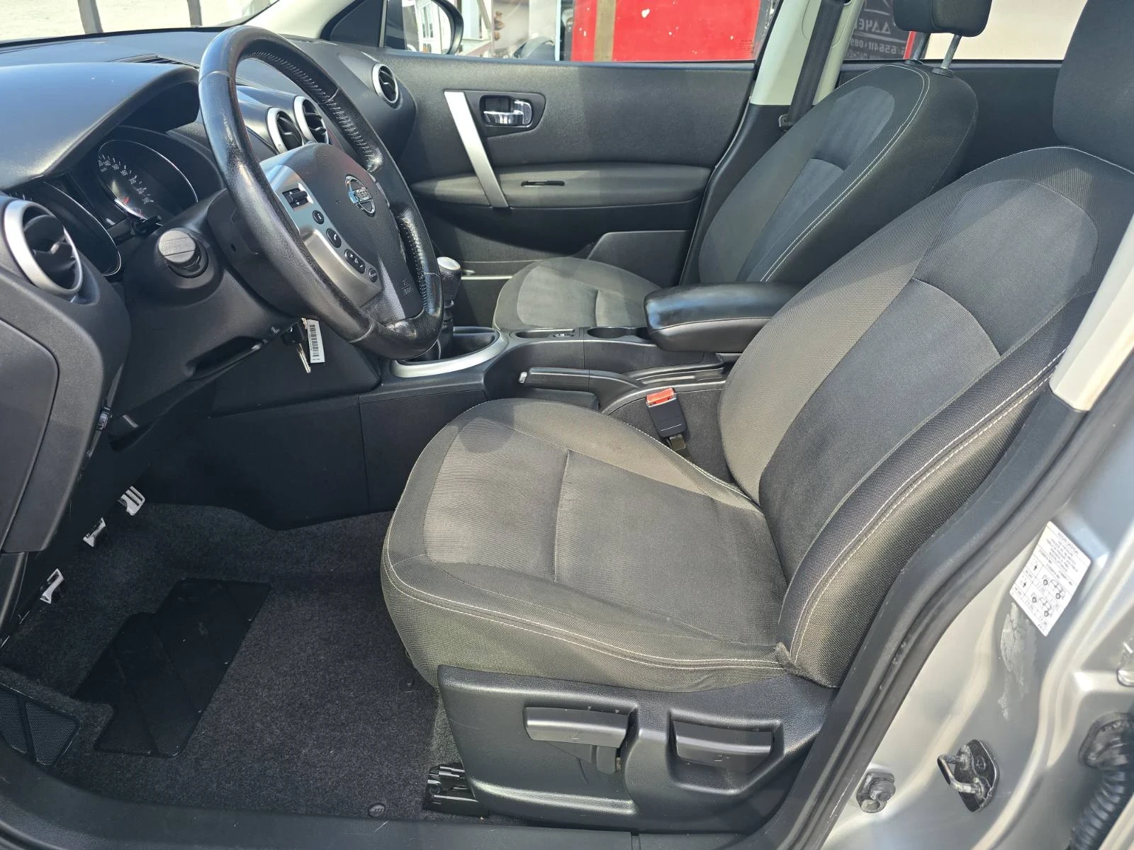 Nissan Qashqai КАМЕРА, НАВИГАЦИЯ, ПАНОРАМА, АВТОПИЛОТ , снимка 12 - Автомобили и джипове - 54736802