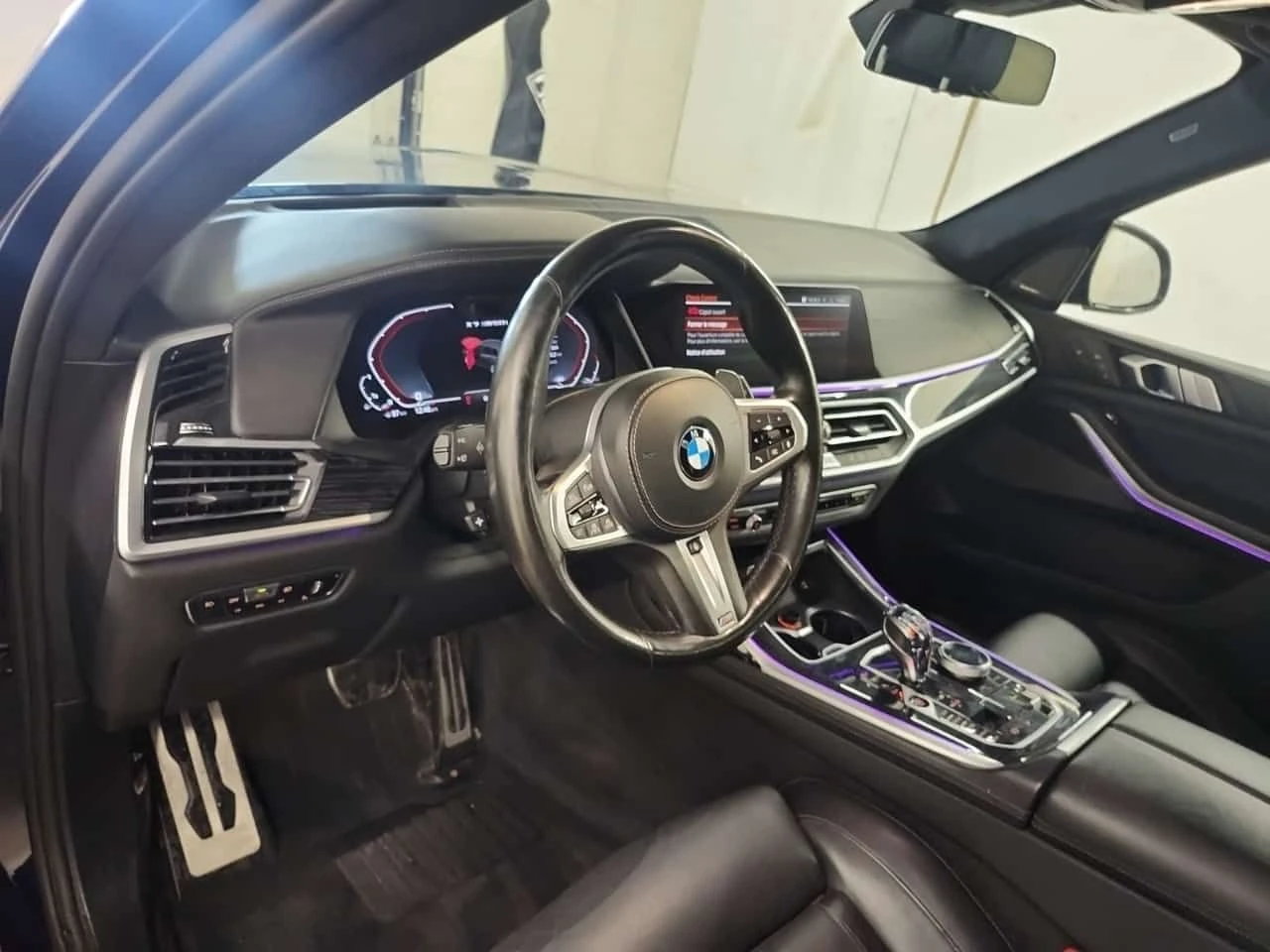 BMW X7 * M50i * H/K * PANO * ОБДУХВАНЕ *  360 * HEAD-UP, снимка 10 - Автомобили и джипове - 55094161