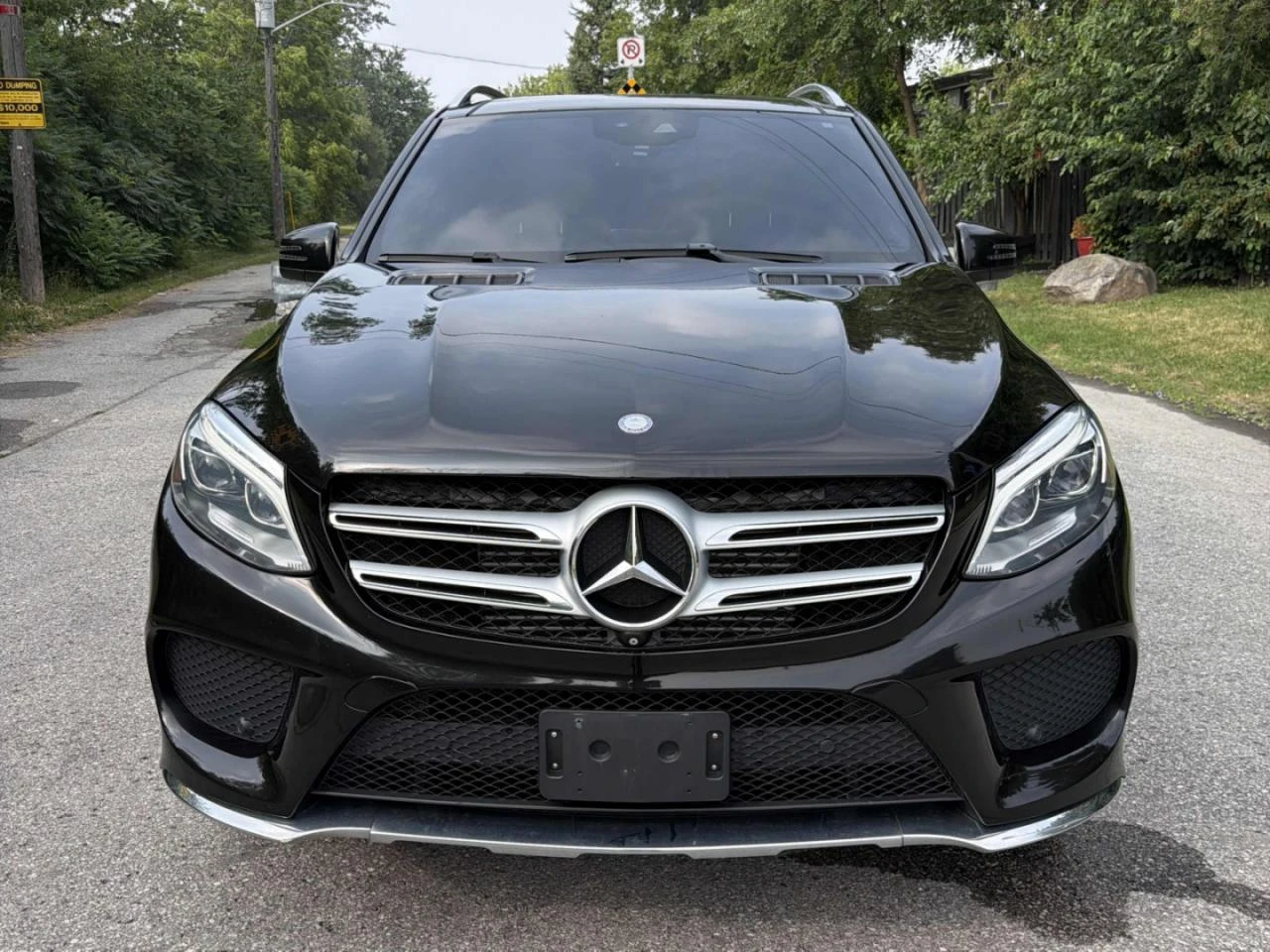 Mercedes-Benz GLE 350 Harman/Kardon* 360View* Keyless* Подгрев* Пано* TV, снимка 2 - Автомобили и джипове - 55336445