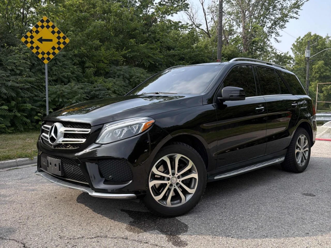 Mercedes-Benz GLE 350 Harman/Kardon* 360View* Keyless* Подгрев* Пано* TV