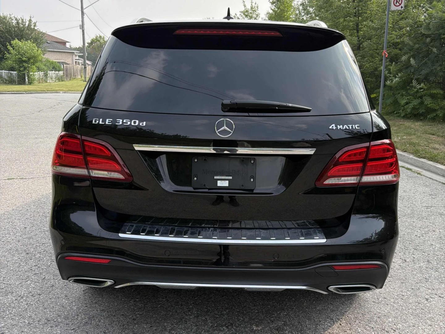 Mercedes-Benz GLE 350 Harman/Kardon* 360View* Keyless* Подгрев* Пано* TV, снимка 5 - Автомобили и джипове - 55336445