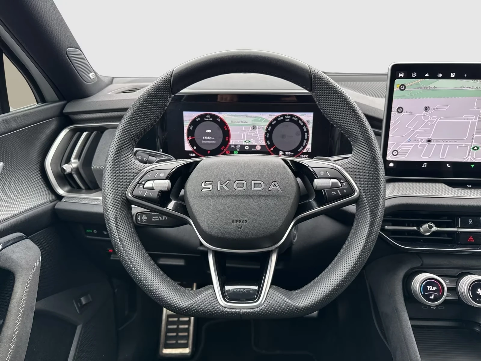 Skoda Kodiaq 2.0 TDI 4x4 SPORTLINE HEAD-UP MATRIX 7-МЕСТЕН , снимка 9 - Автомобили и джипове - 55606945