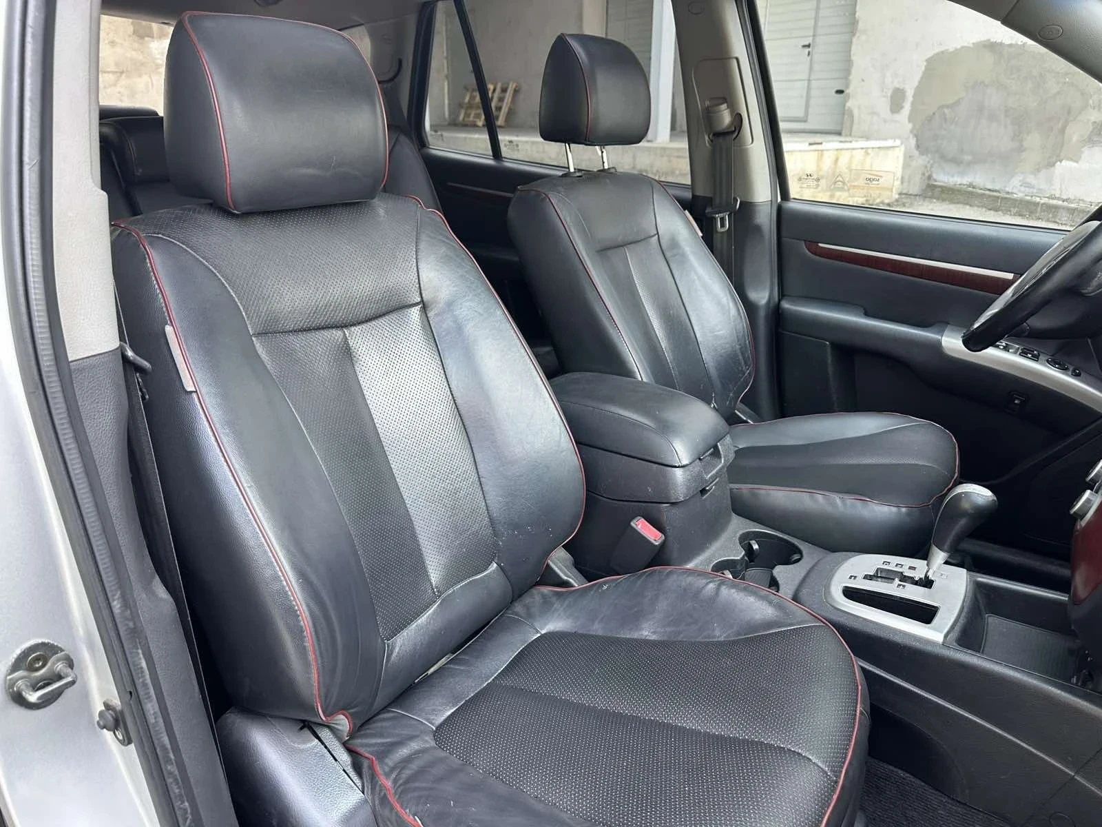 Hyundai Santa fe 2.2 CRDI/Auto/4х4/6+ 1/, снимка 10 - Автомобили и джипове - 55655584