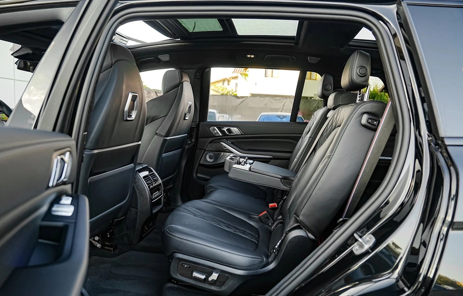BMW X7 M60i xDrive 4.4 V8 , снимка 6 - Автомобили и джипове - 56207580
