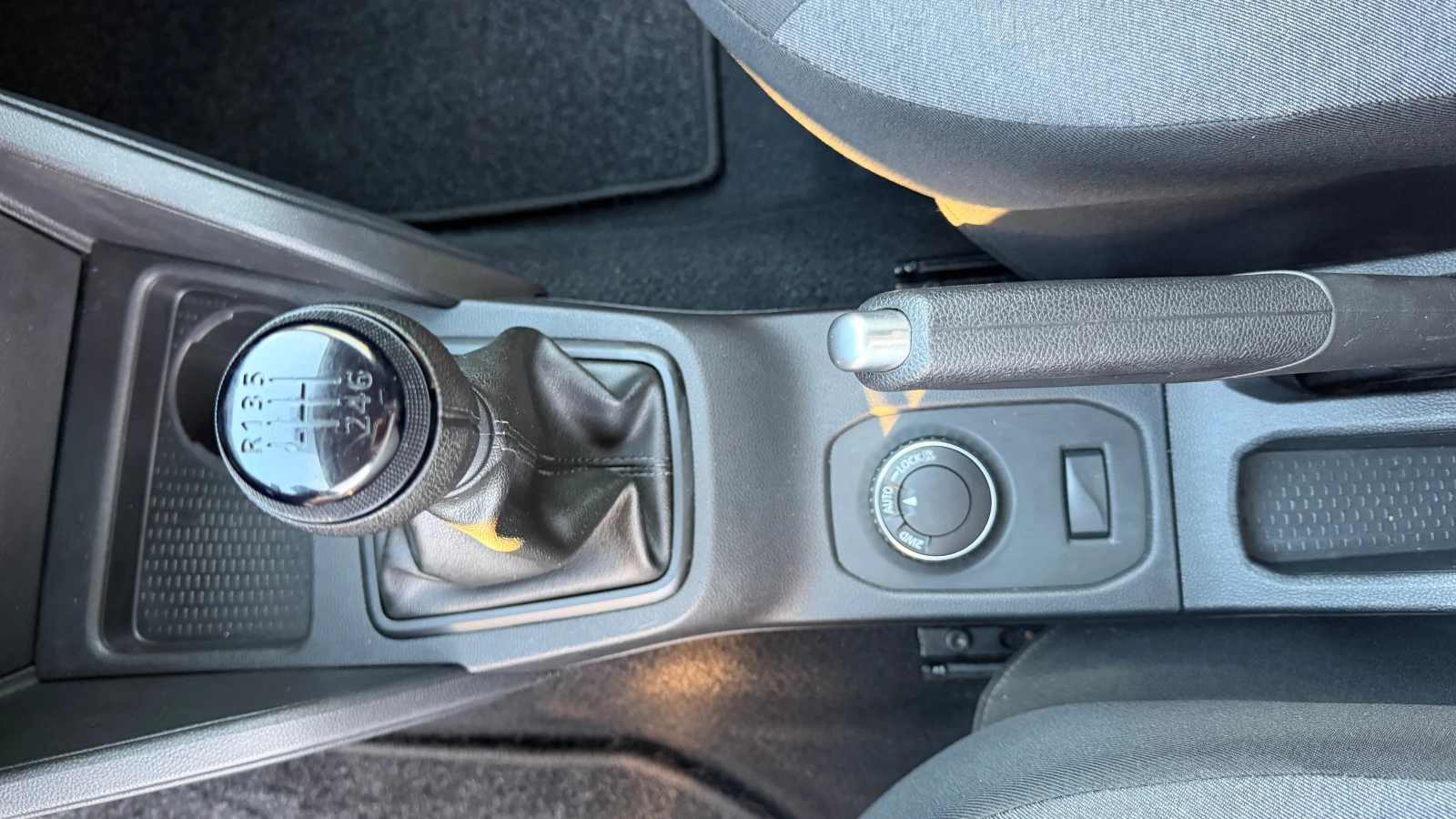 Dacia Duster 1.5 dCi 4x4 �� �������� � ��� � �������� | Mobile.bg � ����������� 17