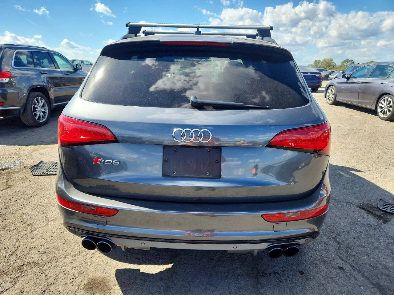 Audi SQ5 PREMIUM+ * AWD* ПЪЛНА ИСТОРИЯ, снимка 6 - Автомобили и джипове - 56725621
