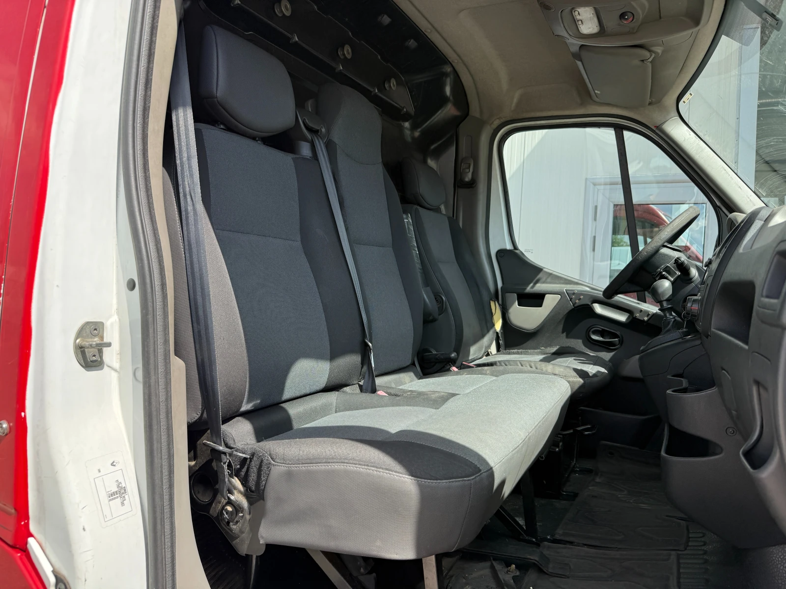 Renault Master 2.3 , снимка 11 - Бусове и автобуси - 54228325