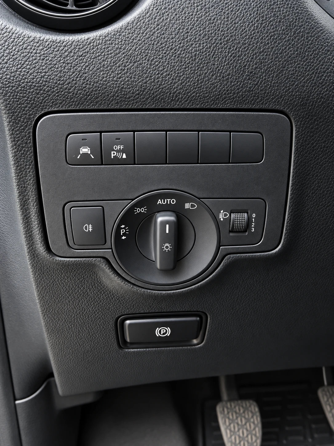 Mercedes-Benz Vito 114 CDI W447| 2020г. | 156 939 км, снимка 10 - Бусове и автобуси - 56233508