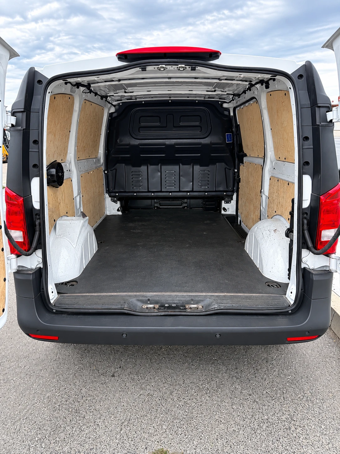 Mercedes-Benz Vito 114 CDI W447| 2020г. | 156 939 км, снимка 6 - Бусове и автобуси - 56233508